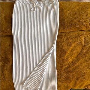 Universal Thread Cream Ribbed Maxi Skirt